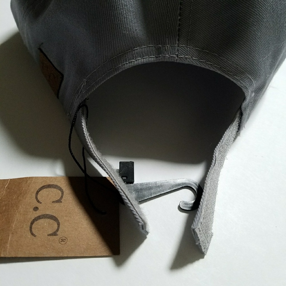 - Dog Mom Hat Gray - Picture 2 of 3